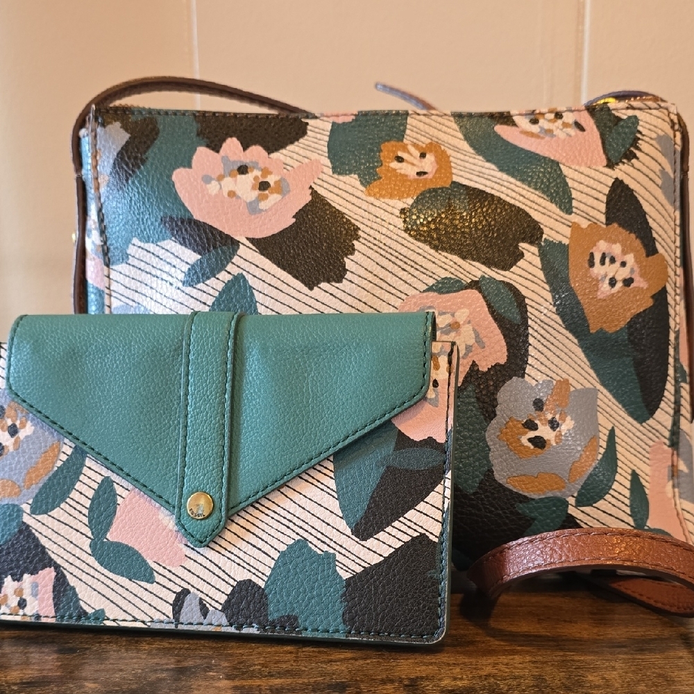 Fossil Pink and Green Crossbody Bags with Structured Design